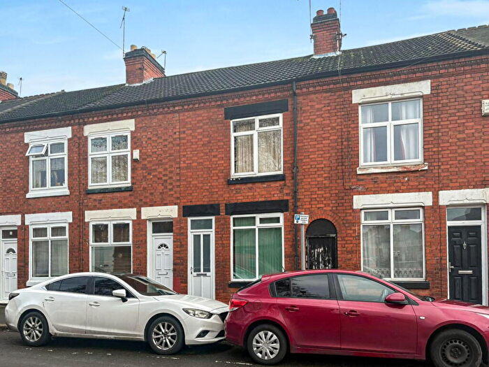 2 Bedroom Terraced House For Sale In Western Road, Leicester, LE3