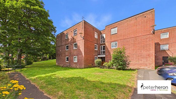 2 Bedroom Flat For Sale In Lofthill, Moorisde, Sunderland, SR3