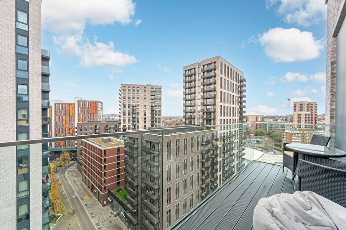 3 Bedroom Flat To Rent In Weaver Walk, Wembley, HA9