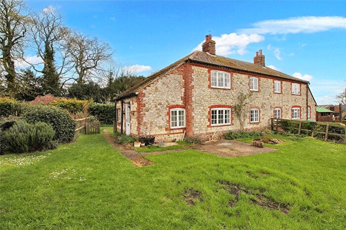 3 Bedroom Semi Detached House To Rent In Upper Froyle, Alton, Hampshire, GU34