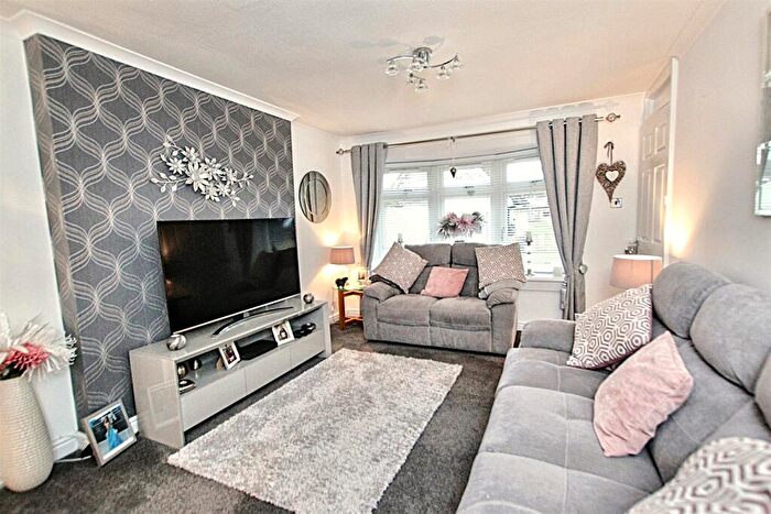 2 Bedroom Semi-Detached House For Sale In Gigha Quadrant, Wishaw, ML2