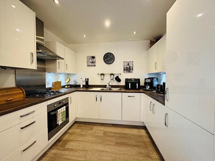 2 Bedroom Apartment To Rent In Lodge Lane, Derby, DE1