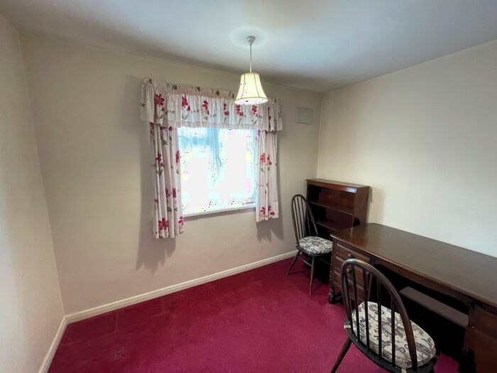 4 Bedroom Detached House To Rent In Deddworth Road, Windsor, SL4