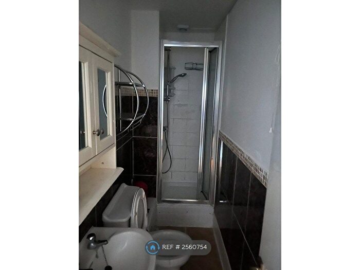 1 Bedroom Flat To Rent In High Street Harlesden, London, NW10