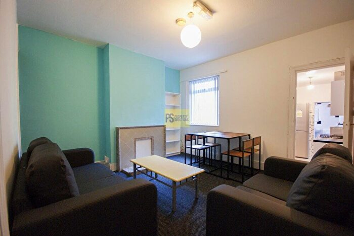 4 Bedroom Terraced House To Rent In Dawlish Road, Selly Oak, Birmingham, B29