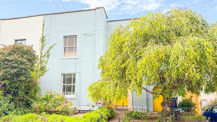 2 Bedroom Flat For Sale In Alpha Road, Southville, BS3