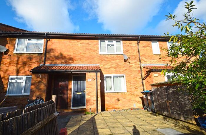 3 Bedroom Maisonette To Rent In Brangwyn Crescent, London, SW19