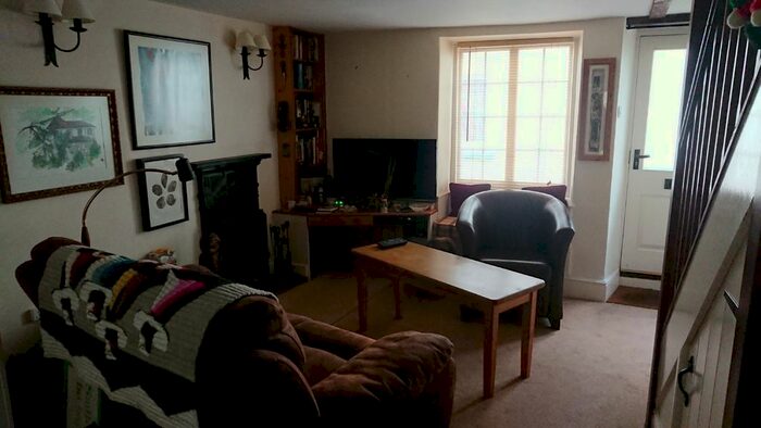 2 Bedroom Cottage To Rent In Queen Street, Colyton EX24