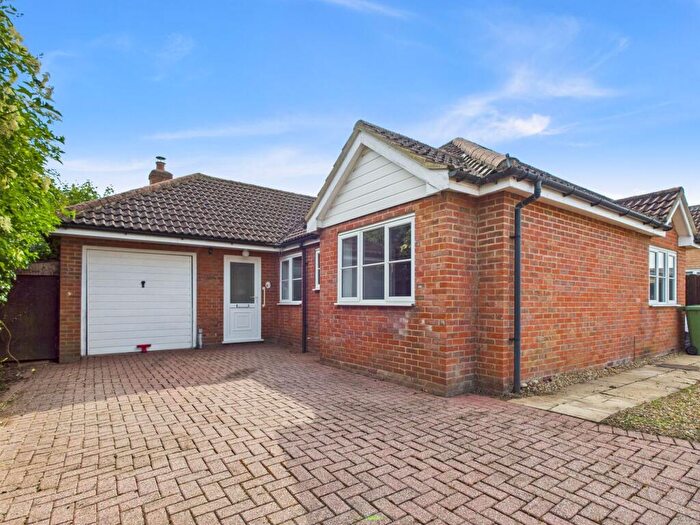 3 Bedroom Detached Bungalow For Sale In Holborn View, Sawtry, Cambridgeshire., PE28