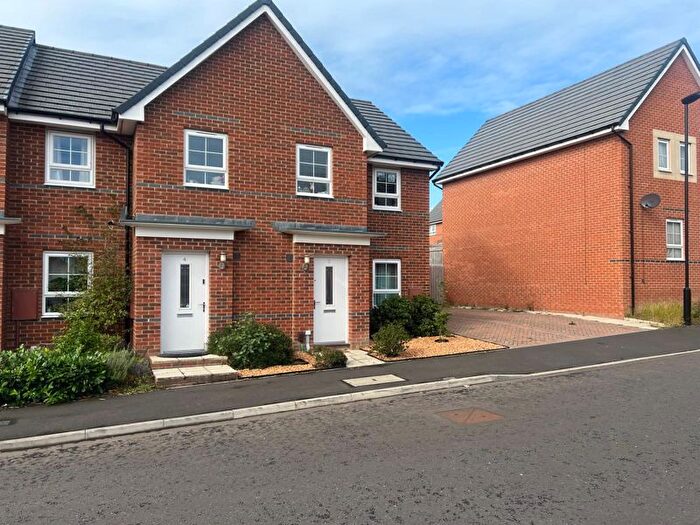 3 Bedroom Property To Rent In Magnolia Drive, Blakelaw, Newcastle Upon Tyne, NE5