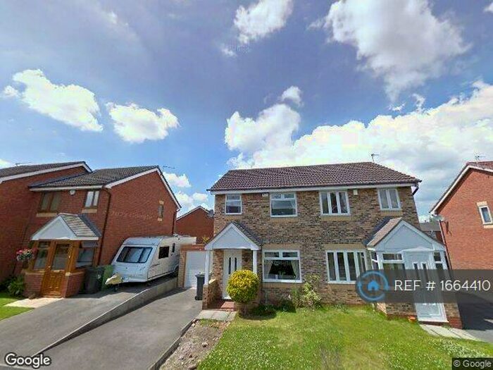 3 Bedroom Semi-Detached House To Rent In Caleb Close, Tyldesley, Manchester, M29
