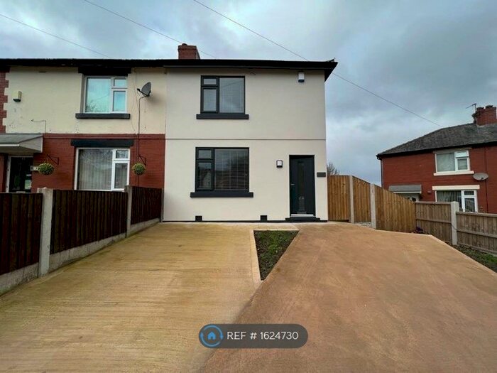 3 Bedroom Semi-Detached House To Rent In Donald Avenue, Hyde, SK14