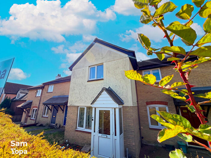 2 Bedroom Terraced House For Sale In Peto Avenue, Colchester, CO4