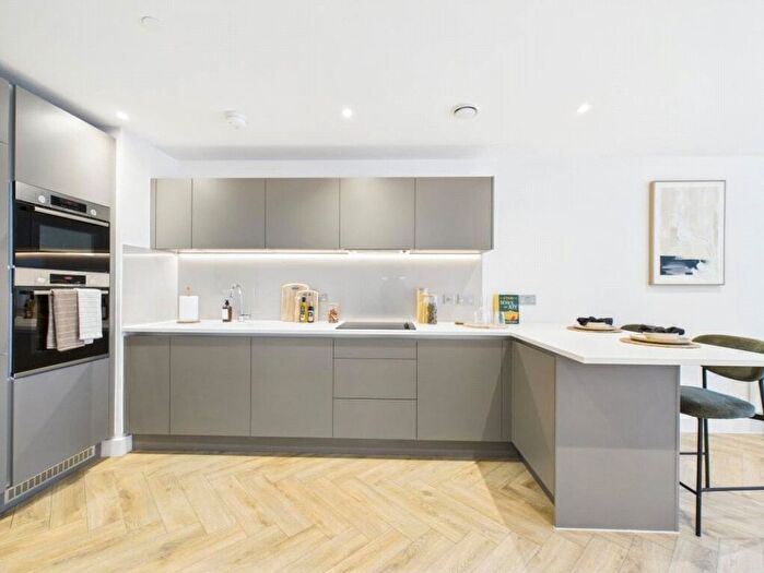 1 Bedroom Property To Rent In Albert Embankment, London, SE1
