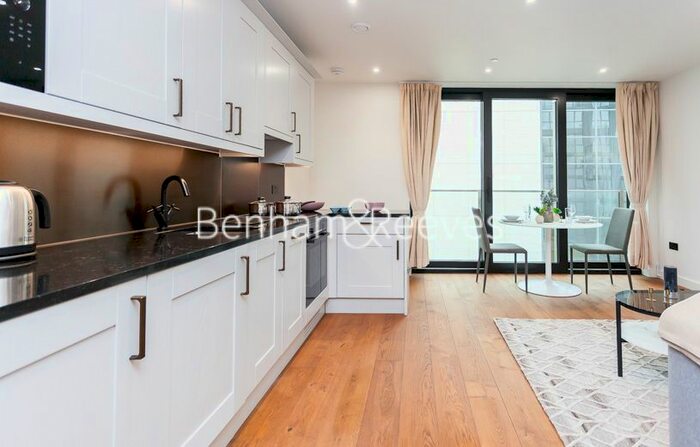 1 Bedroom Flat To Rent In Emery Wharf, Wapping, E1W