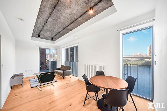 1 Bedroom Flat For Sale In Goodluck Hope Walk London, E14