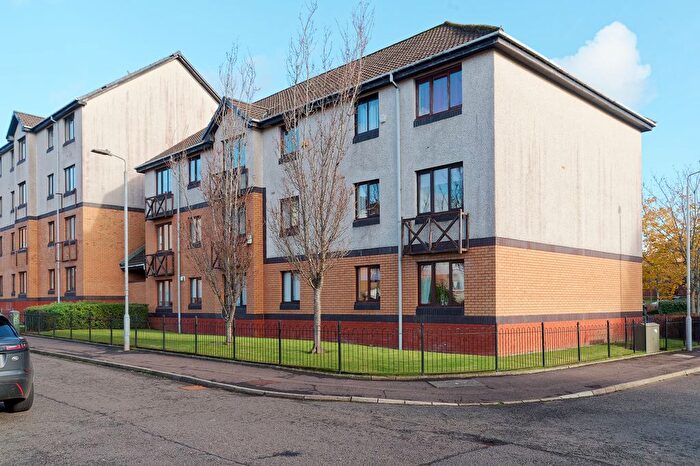 2 Bedroom Flat For Sale In Spoolers Road, Paisley, PA1