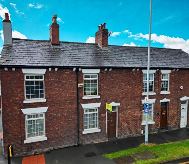 3 Bedroom End Of Terrace House For Sale In Chester Road, Hazel Grove, SK7