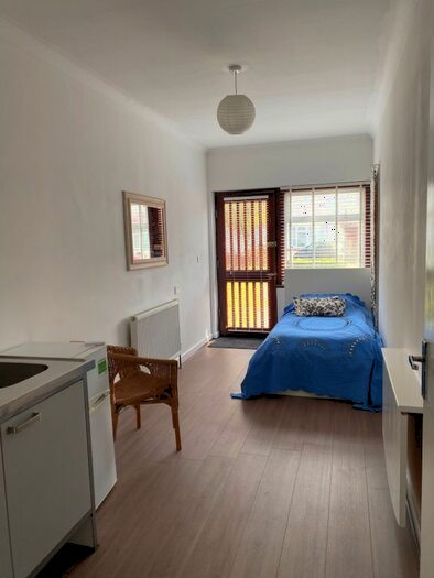 1 Bedroom Studio To Rent In Crosslands Avenue, Southall, UB2