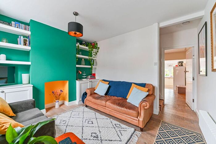 3 Bedroom Terraced House To Rent In Theobald Road, Croydon, CR0