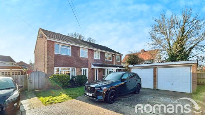 3 Bedroom Semi-Detached House For Sale In Mull Close, Oakley, Basingstoke, RG23