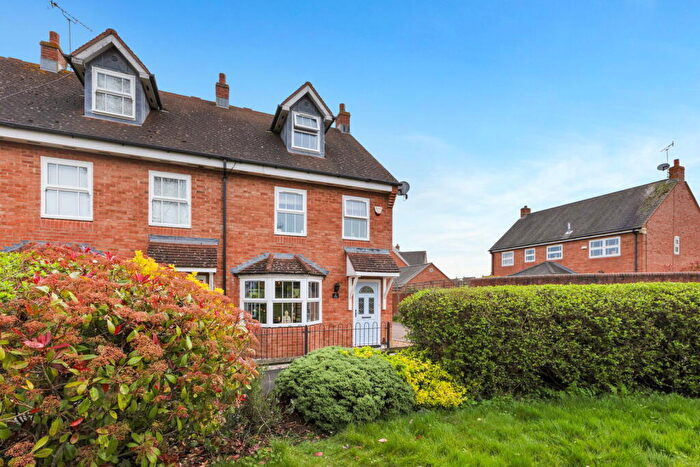 3 Bedroom Terraced House For Sale In Warren End, Mawsley, Kettering, NN14