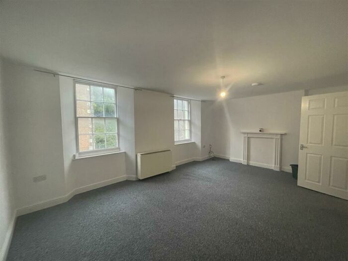 2 Bedroom Apartment To Rent In Newland Street, Coleford, GL16