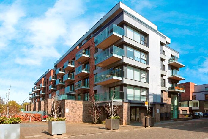 1 Bedroom Apartment For Sale In Merlin Drive, Fletton Quays, Peterborough, PE2