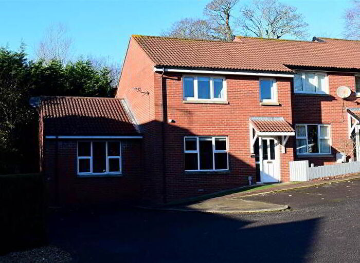 4 Bedroom Semi-Detached House For Sale In Orchard Avenue, Newtownards, BT23