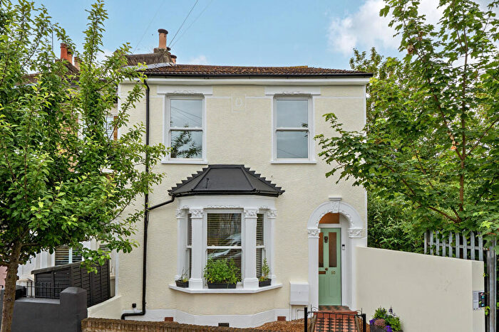 3 Bedroom House For Sale In Kneller Road, London, SE4