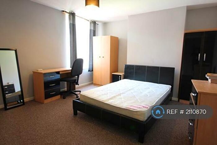 5 Bedroom Terraced House To Rent In Russell Road, Mossley Hill, Liverpool, L18