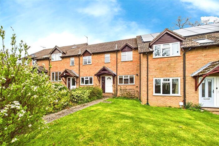 2 Bedroom Terraced House To Rent In Selborne Walk, Tadley, RG26