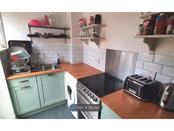 2 Bedroom Flat To Rent In Brighton, Brighton, BN1