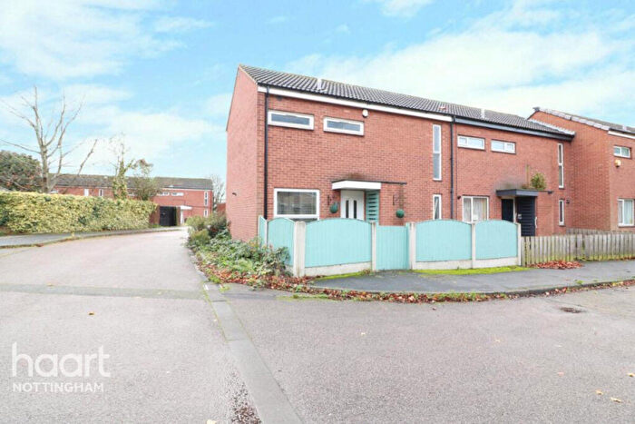 2 Bedroom End Of Terrace House To Rent In Ayton Close, Nottingham, NG2
