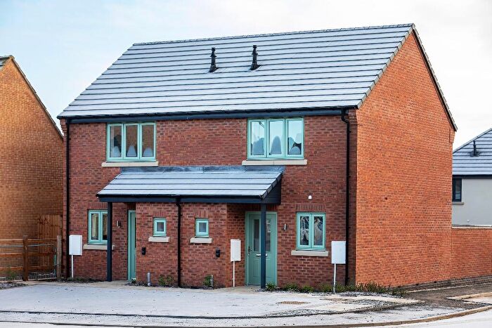 2 Bedroom House To Rent In Cannons Close, Corby, Northamptonshire, NN17