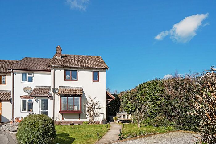 3 Bedroom End Of Terrace House For Sale In Meadowbank, Chudleigh Knighton, Newton Abbot, TQ13