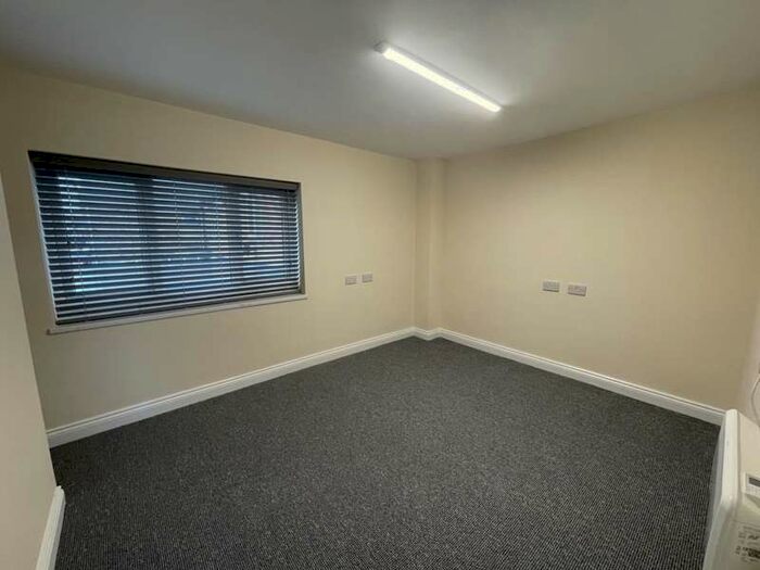 Office Commercial To Rent In Cheriton Road, Folkestone, CT19