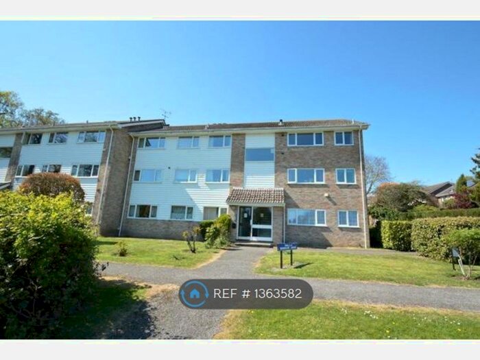 1 Bedroom Flat To Rent In Lakeside Avenue, Rownhams, Southampton, SO16