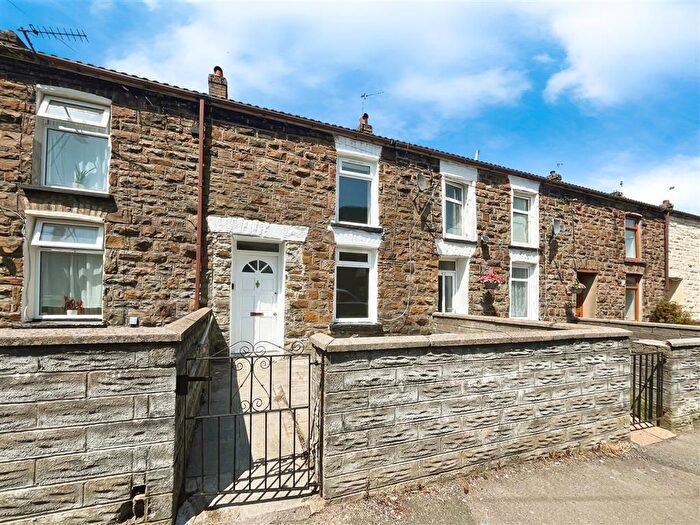 3 Bedroom Property To Rent In Park Road, Treorchy, CF42