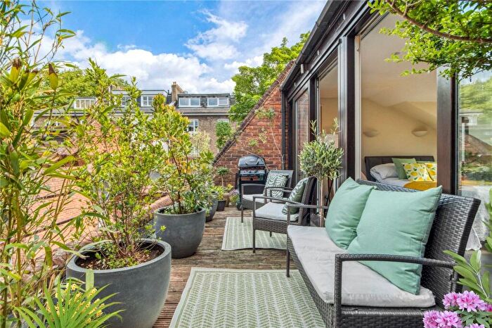 4 Bedroom Semi-Detached House For Sale In Belsize Village, Belsize Park, London, NW3