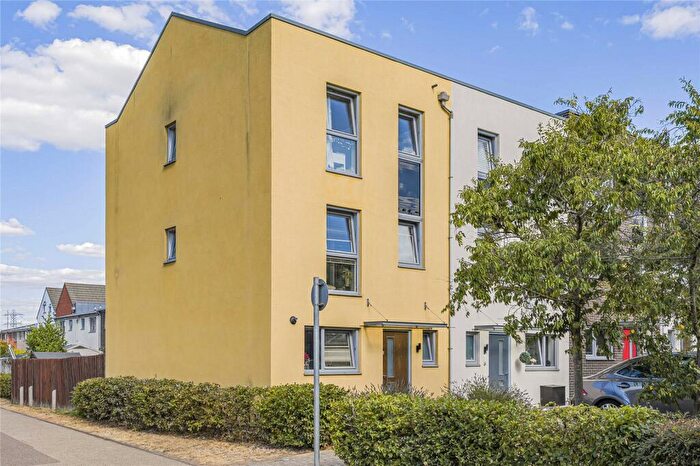 5 Bedroom End Of Terrace House For Sale In Shiers Avenue, Dartford, Kent, DA1