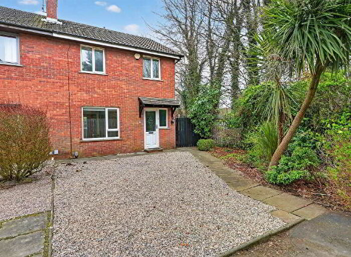 3 Bedroom Semi-Detached House For Sale In Hampton Grove, Belfast, BT7