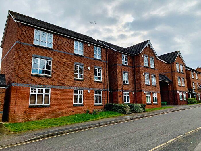 2 Bedroom Flat To Rent In The Nurseries, Cliftonville, Northampton, NN1