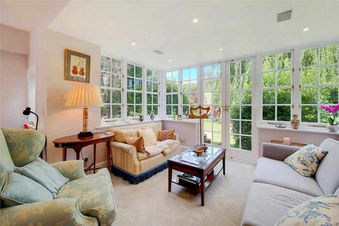 3 Bedroom Detached House To Rent In Wildwood Road, Hampstead Garden Suburb, London, NW11