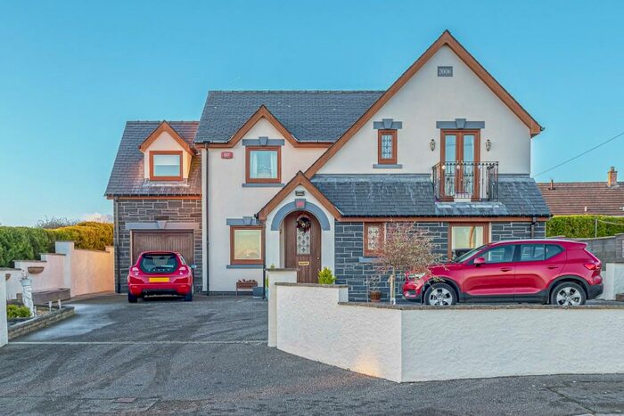 5 Bedroom Detached House For Sale In Gwalchmai, Anglesey, LL65