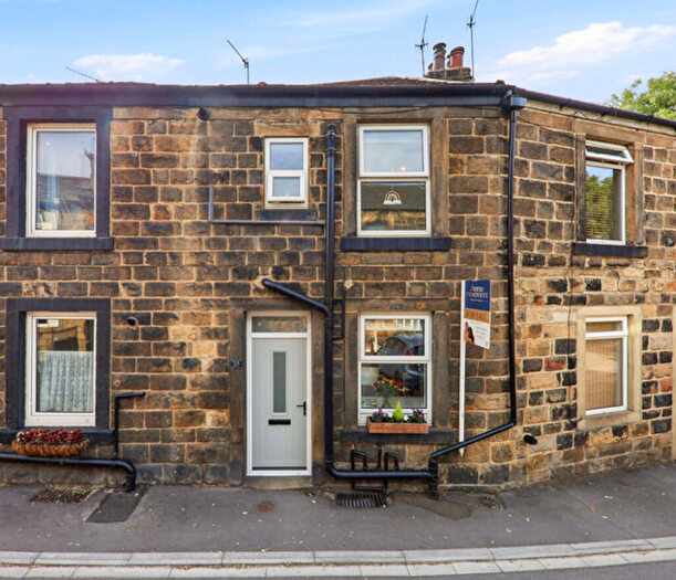2 Bedroom Terraced House For Sale In Crow Lane, Otley, LS21