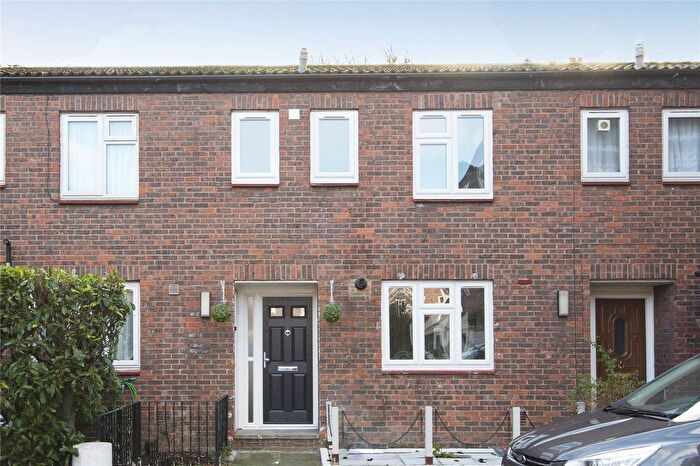 3 Bedroom Terraced House To Rent In Offa's Mead, Lindisfarne Way, London, E9