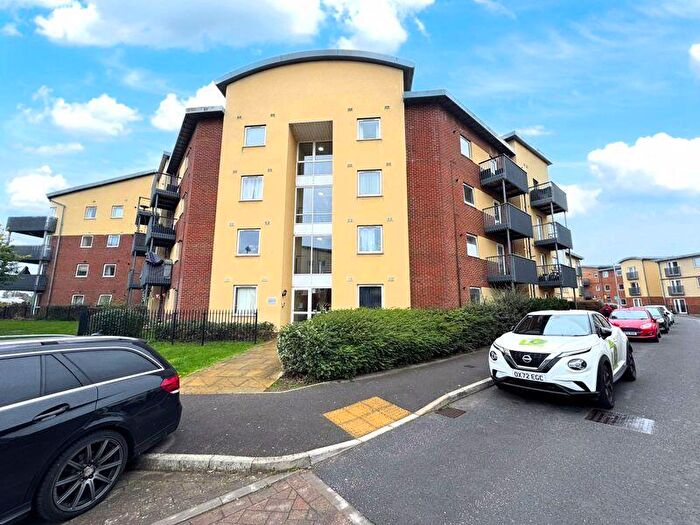 2 Bedroom Apartment To Rent In Longhorn Avenue, Gloucester, GL1