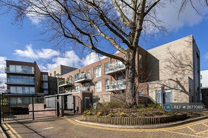 2 Bedroom Flat To Rent In Park Road, London, N8