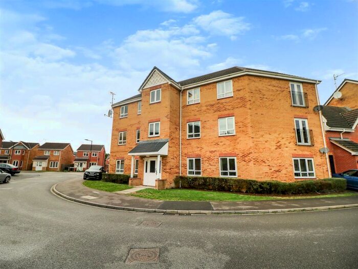 2 Bedroom Flat To Rent In Wakelam Drive, Armthorpe, Doncaster, DN3